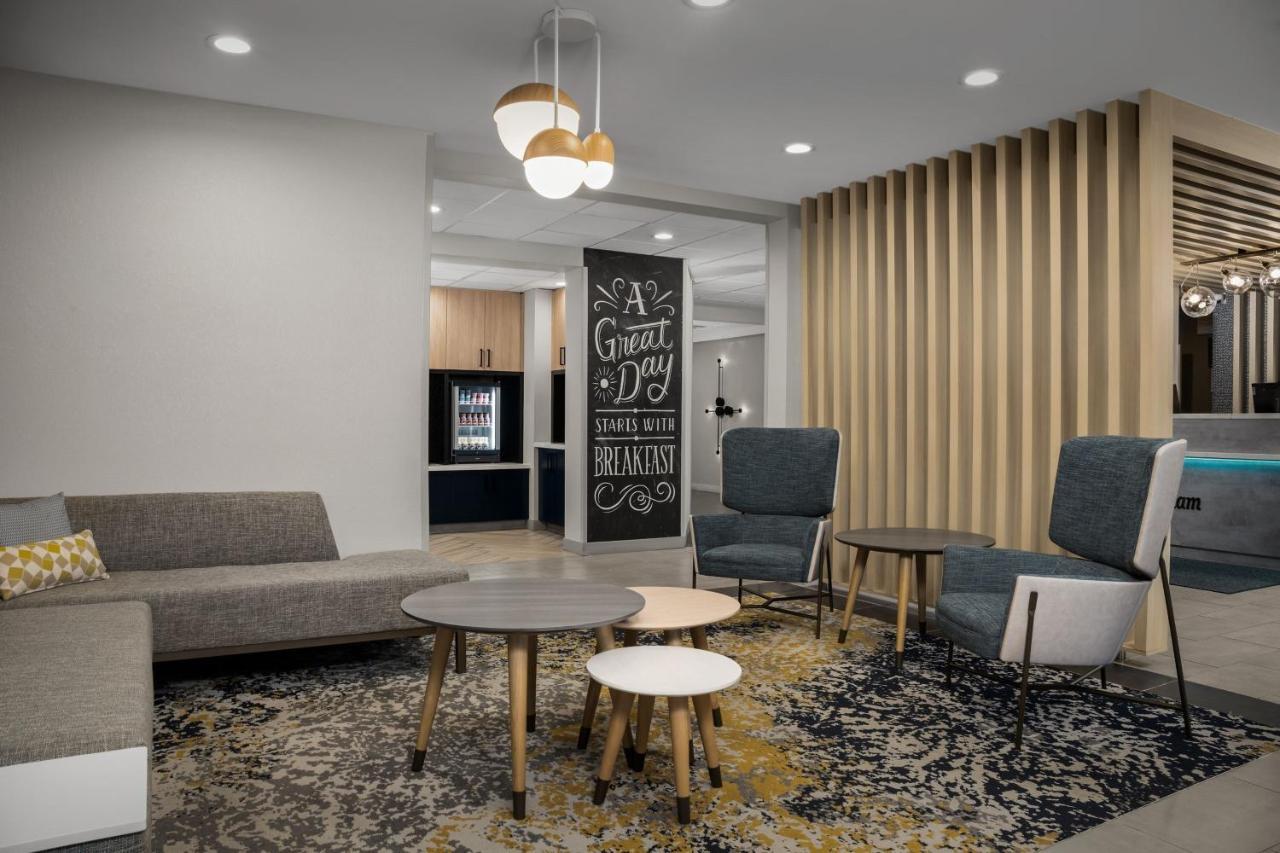 Towneplace By Marriott South Hotel